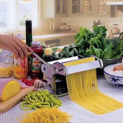 Лапшерезка Pasta Di Casa PCM-150 ручная (со съемной насадкой)